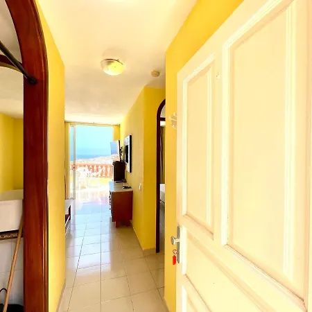 Apartment Oceano Y Sol, Bonito Apartamento En Tenerife Sur, Cerca De La Playa