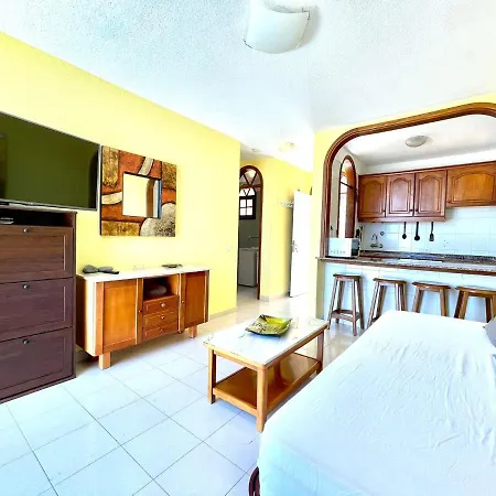 Apartment Oceano Y Sol, Bonito Apartamento En Tenerife Sur, Cerca De La Playa