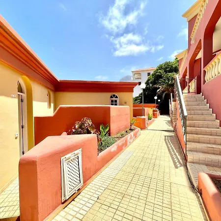 Oceano Y Sol, Bonito Apartamento En Tenerife Sur, Cerca De La Playa Apartment *